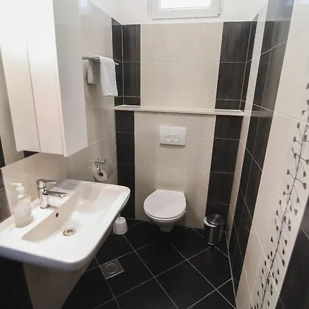 House Center With Garden * Sibenik