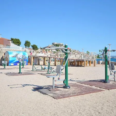 House Center With Garden