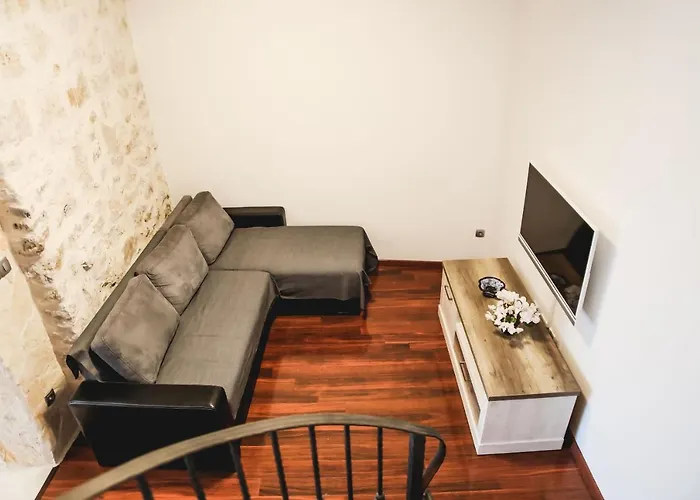 Dom wakacyjny House Center With Garden Szybenik