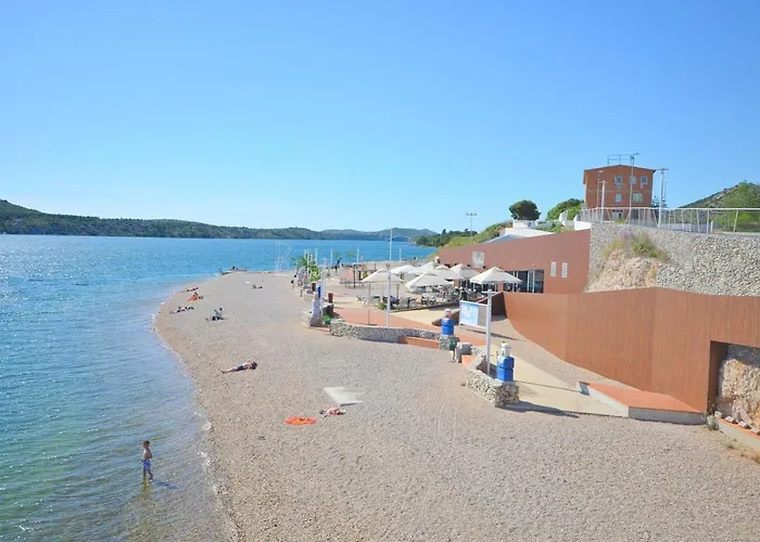 House Center With Garden